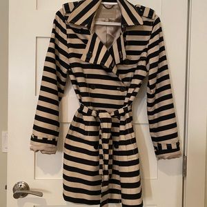 Banana Republic Stripped Trench Coat